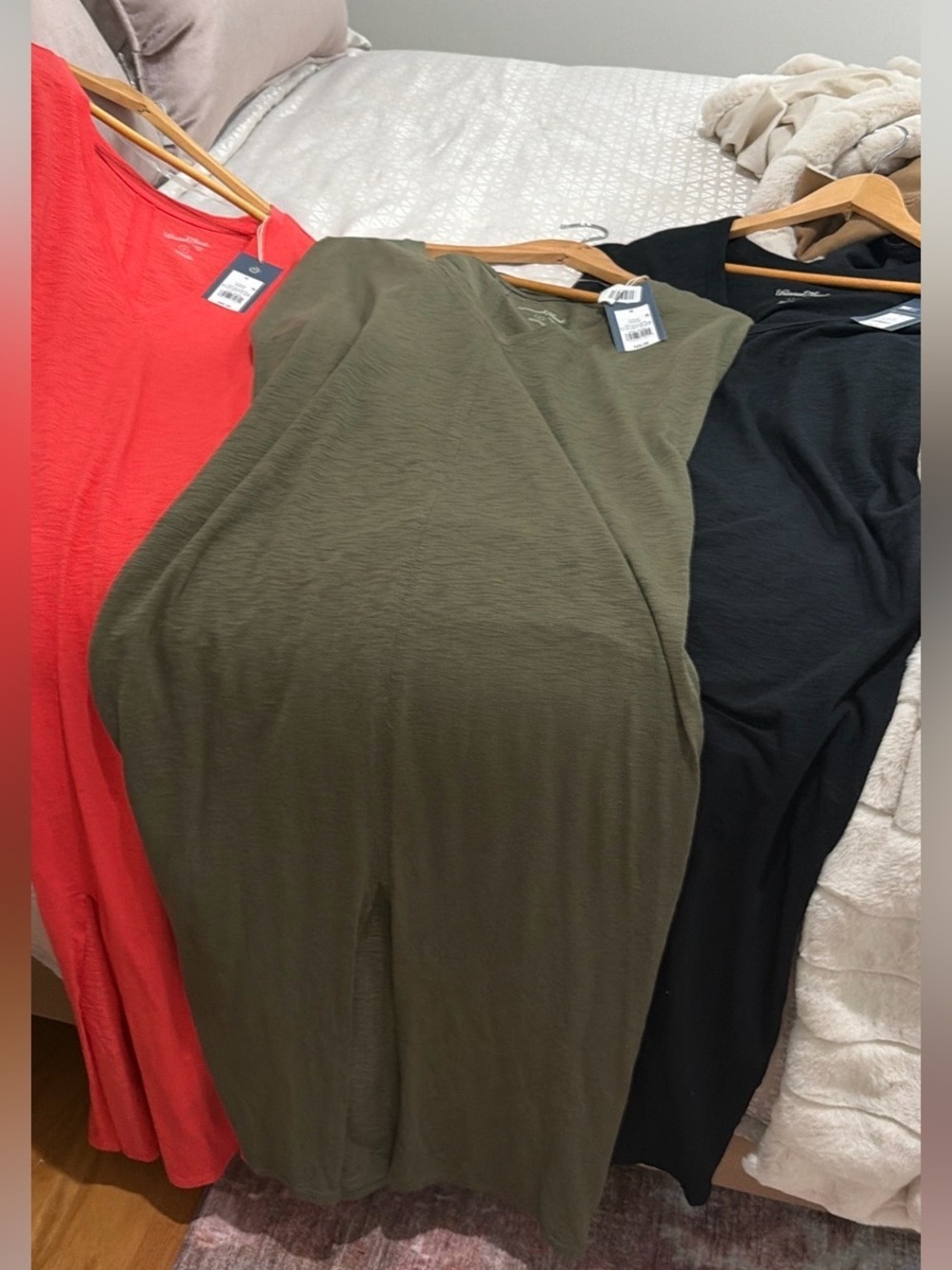 Universal threads size medium V-neck short sleeve maxi NWT